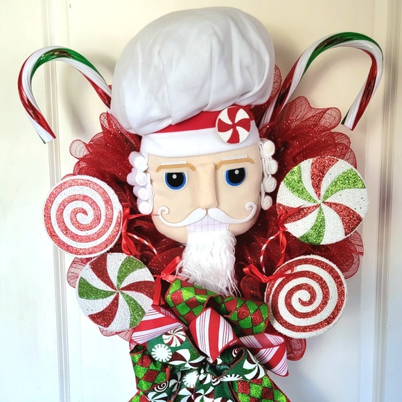 Christmas Santa Chef Wreath Deco Mesh Candy Canes Baker - Picture 9 of 9